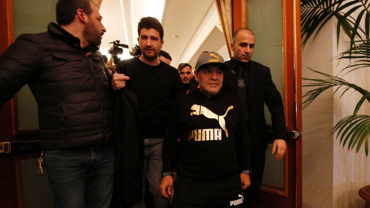Maradona animará el pulso de Champions.