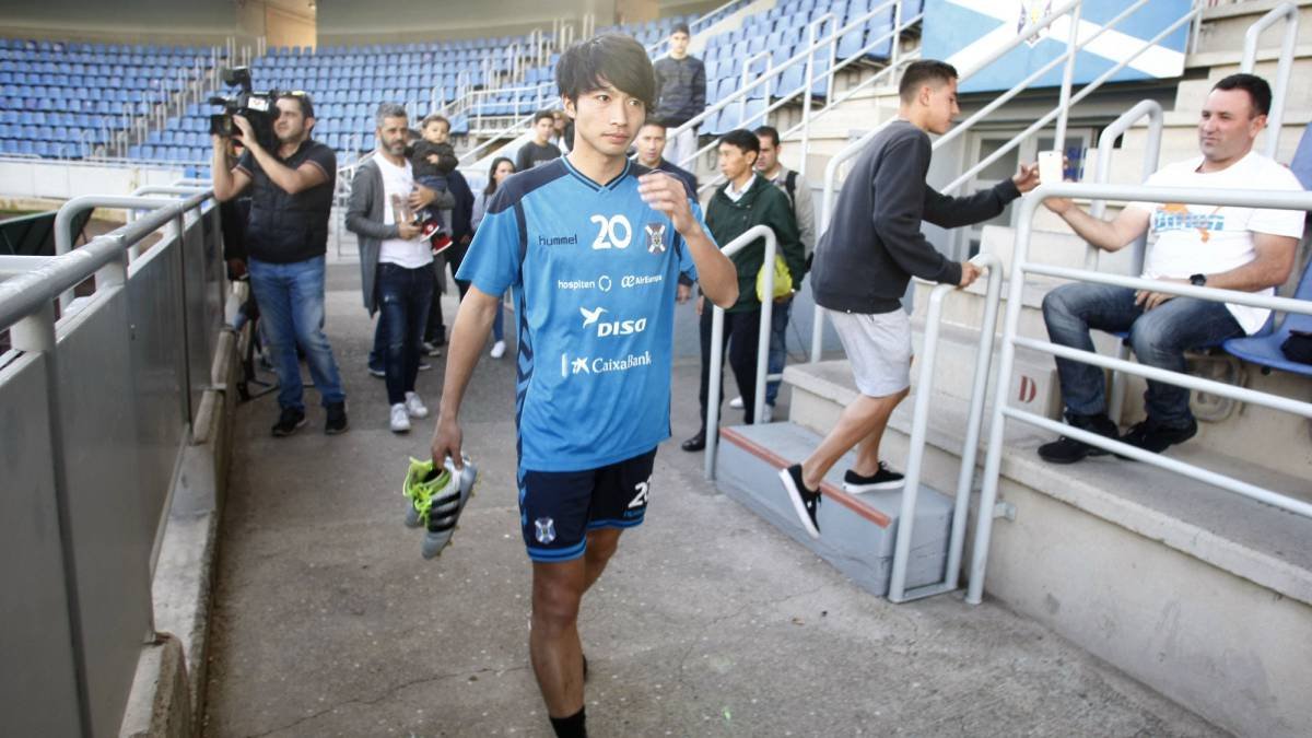 El fichaje estrella del Tenerife no se adapta.