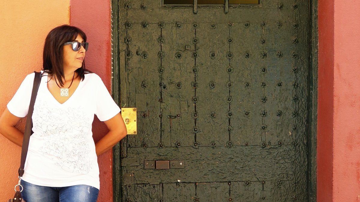 Nieves Concostrina en la calle Espino de Madrid.