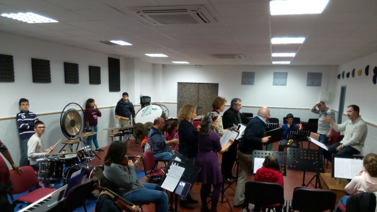Ensayo de la gala solidaria que se celebra el viernes.
