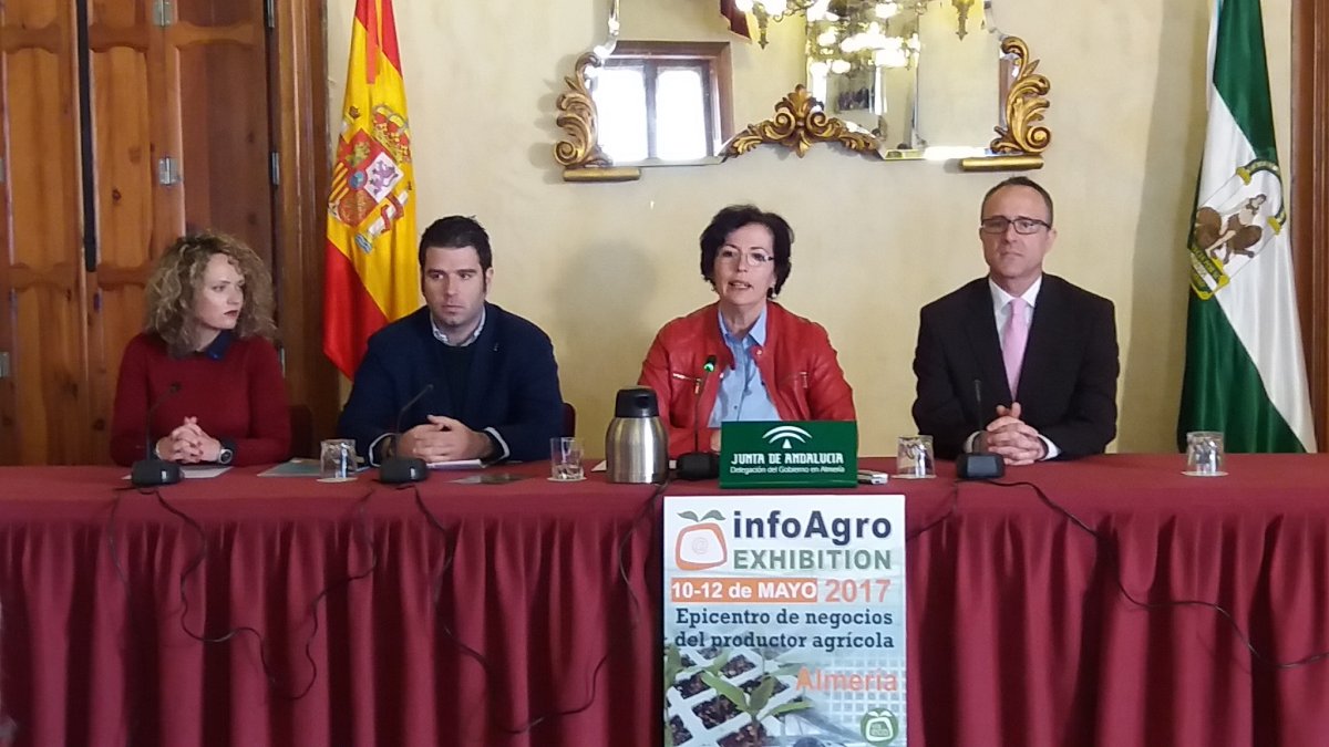 Inmaculada Martínez, Fernando Batlles, Gracia Fernández y Jesús García.