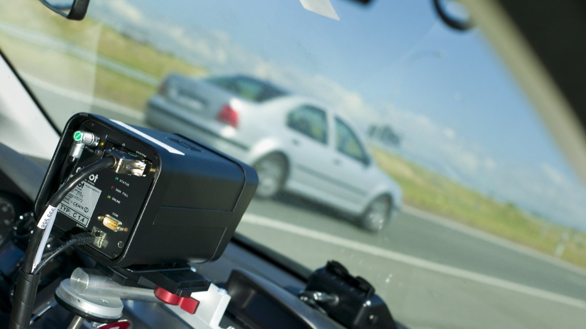 Radar de un vehículo de  la Guardia Civil. DGT.