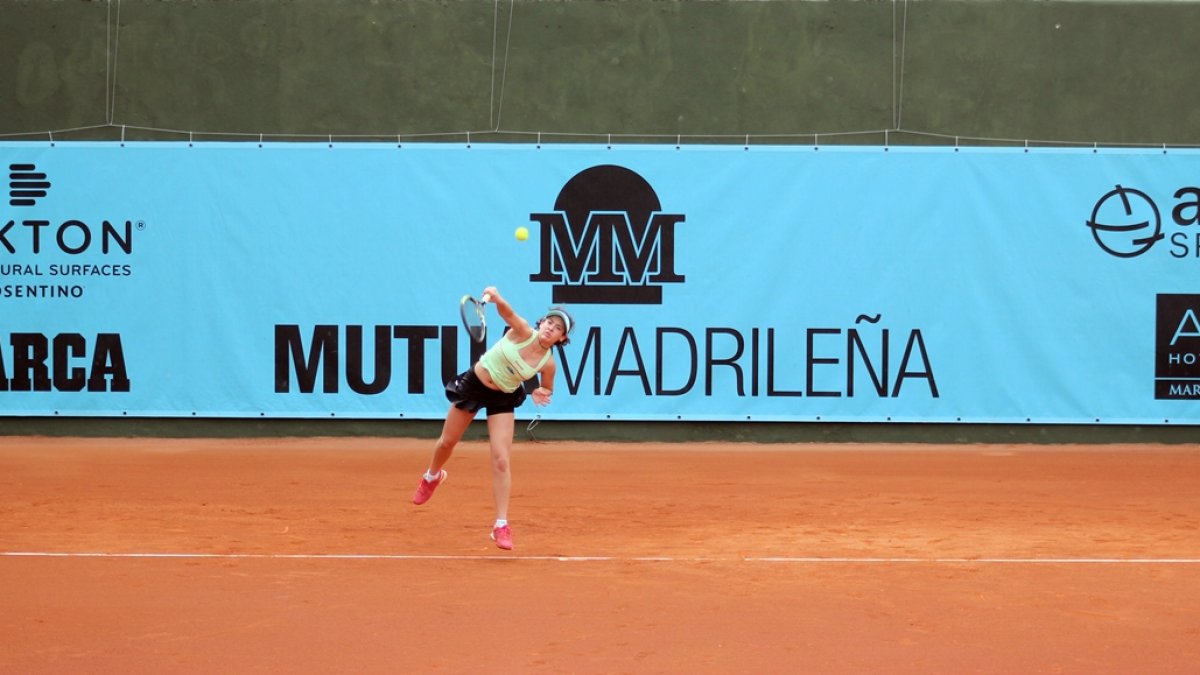 Tenis de nivel.