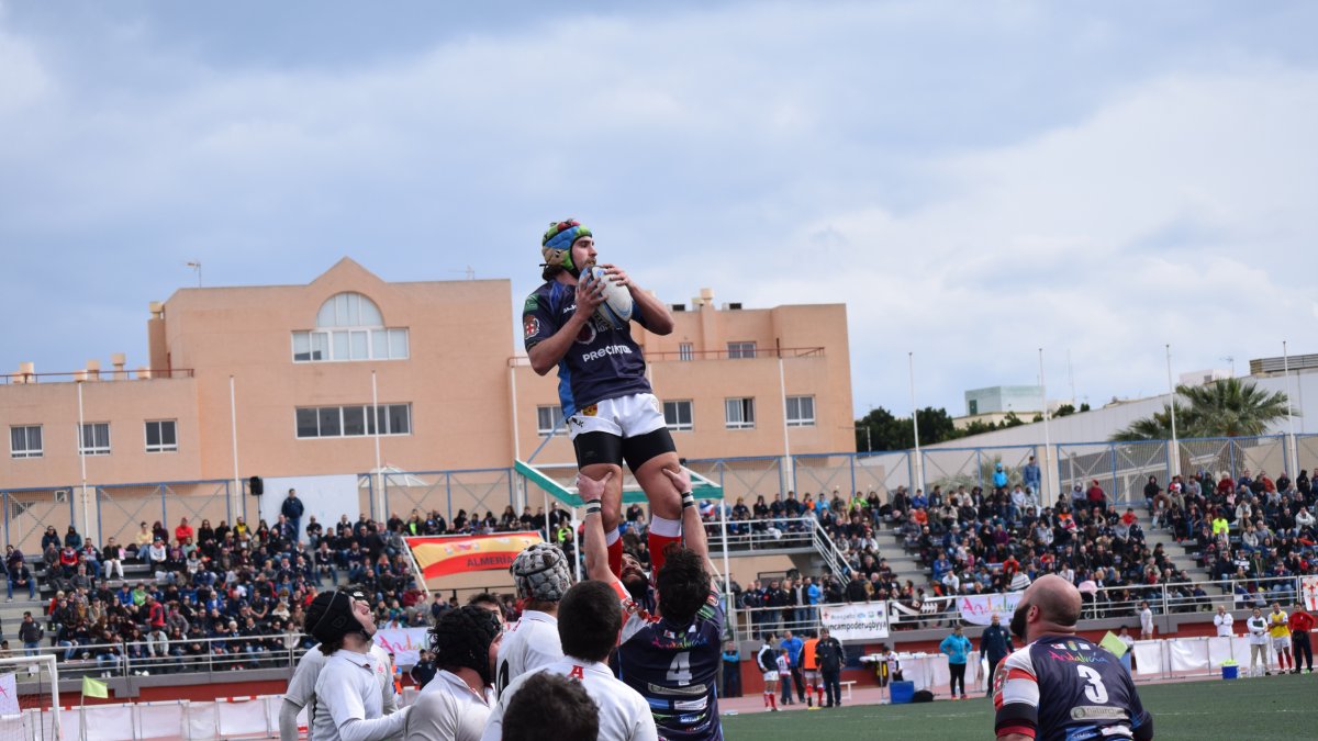 Joaqui´n Pe´rez en touch.