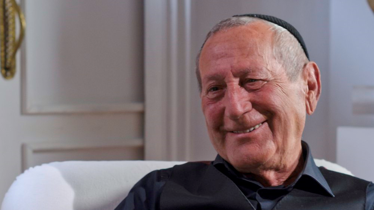 Imagen del afamado modisto.