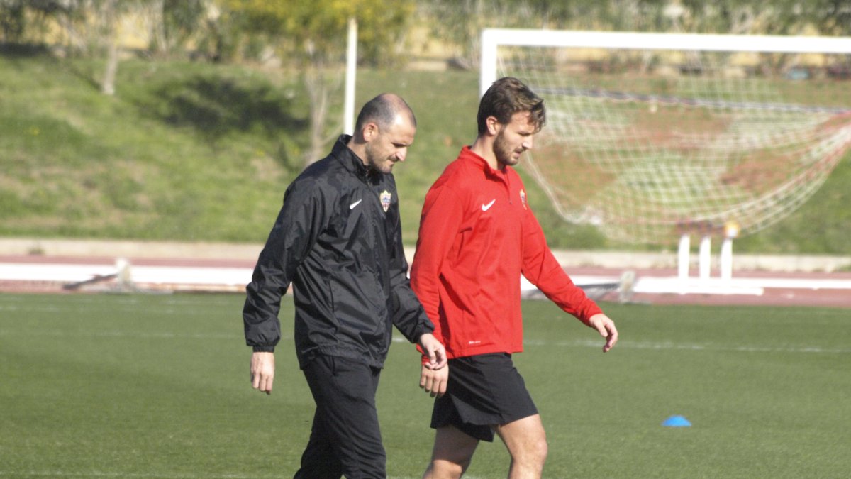 Soriano y Motta en el campo Anexo.
