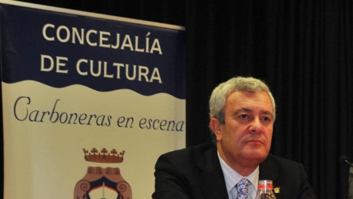 El exalcalde Cristóbal Fernández en un acto cuando aún ostentaba el cargo.