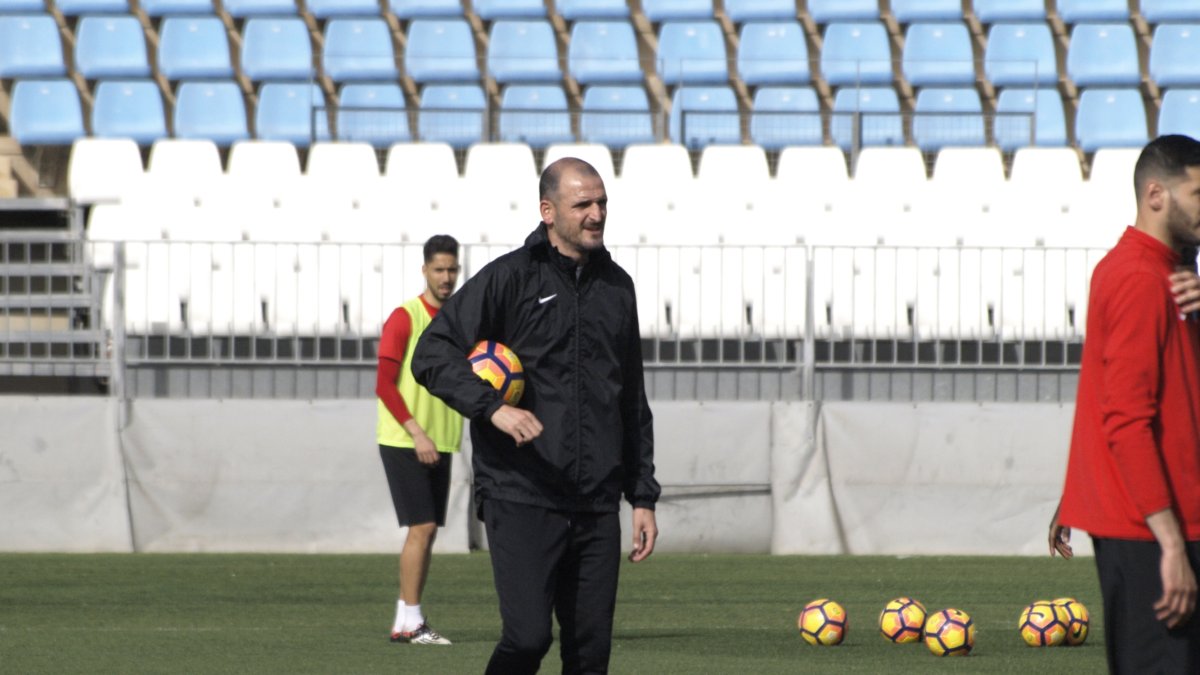 El técnico rojiblanco en el Mediterráneo.