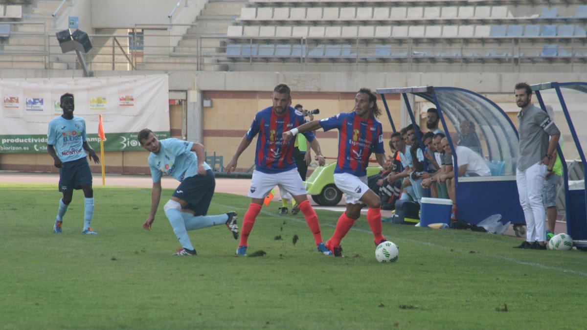Duelo ante los extremeños en la primera vuelta.