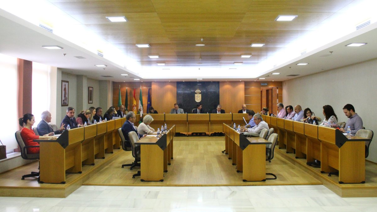 Pleno celebrado en El Ejido el pasado mes de noviembre.