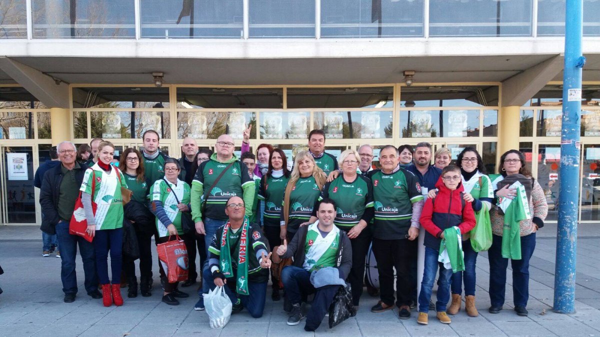 Aficionados de Unicaja Almería en Leganés.