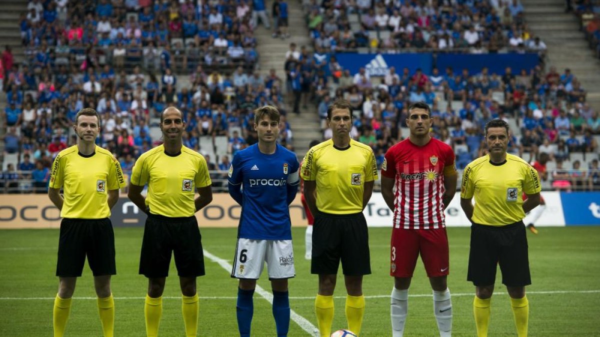 Pitó el Oviedo-Almería.