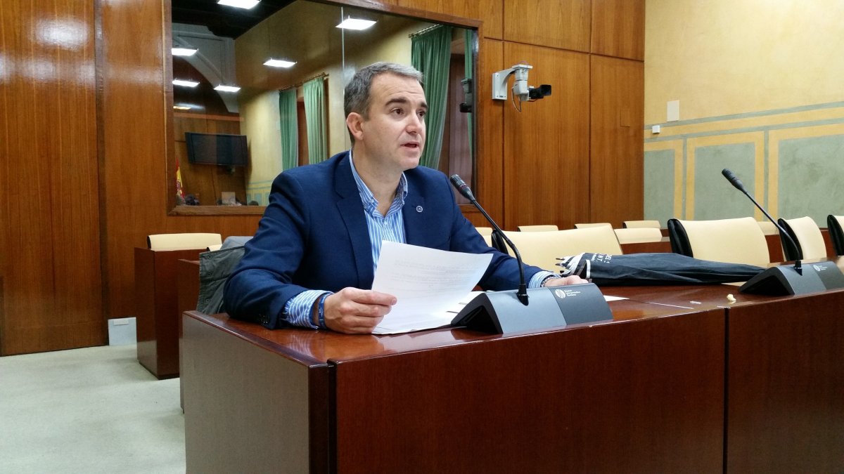 Imagen del parlamentario del PP Amós García.