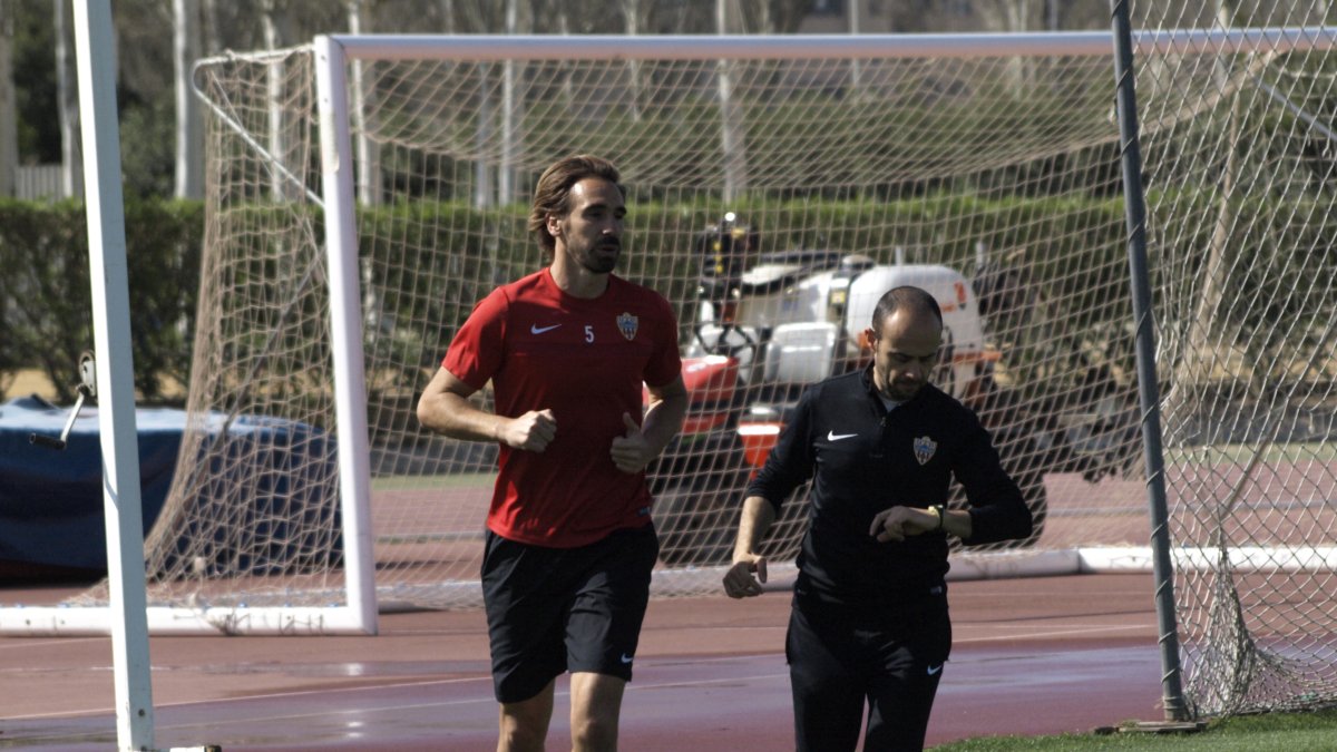 Borja Fernández y el recuperador Enrique Portaz.
