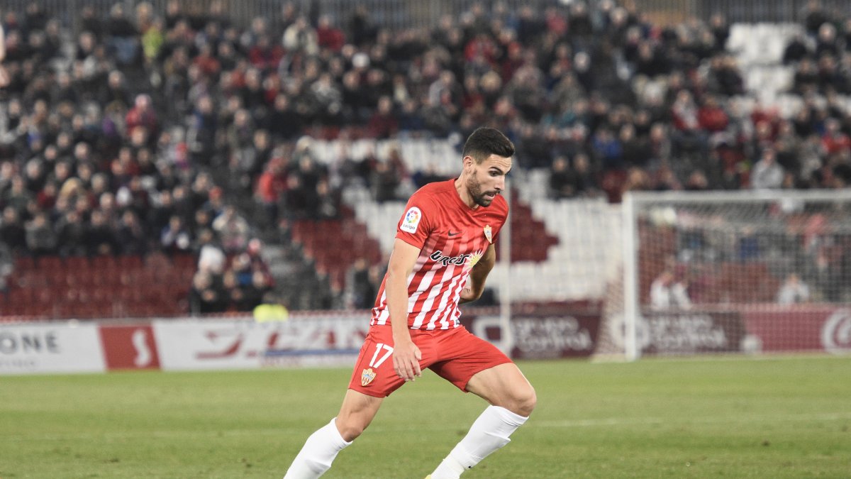 Antonio Puertas practica el uno contra uno como nadie.