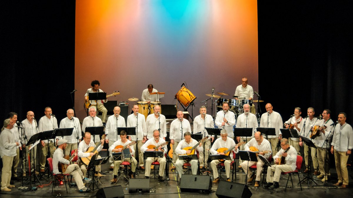 Almenara presentará su disco Bajo el cielo de Almería en El Ejido. (Foto: Juanma López)