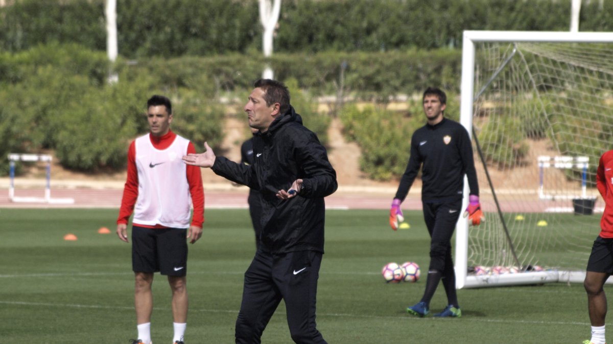 Luis Miguel Ramis en el entrenamiento.