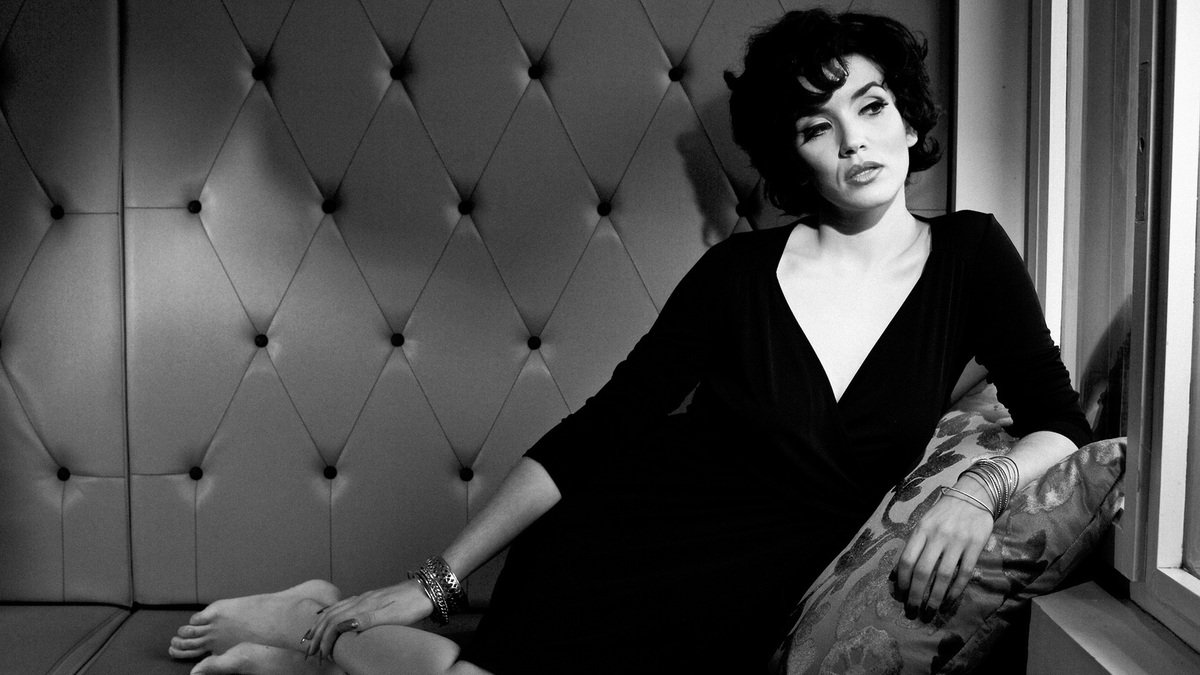 Eva Manjón interpreta a la famosa cantante y actriz española.