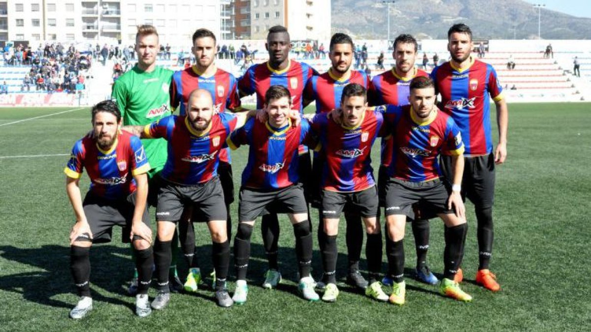 El Eldense recibía una paliza en Barcelona.