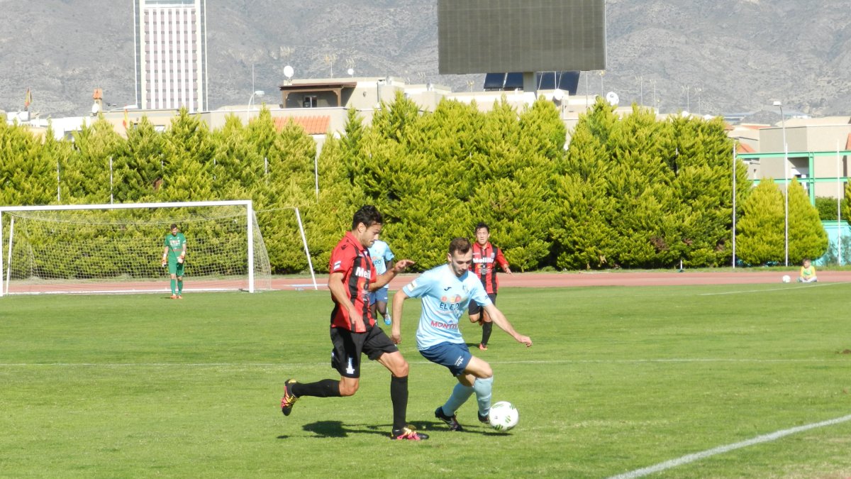 Alfonso en un partido en Santo Domingo.