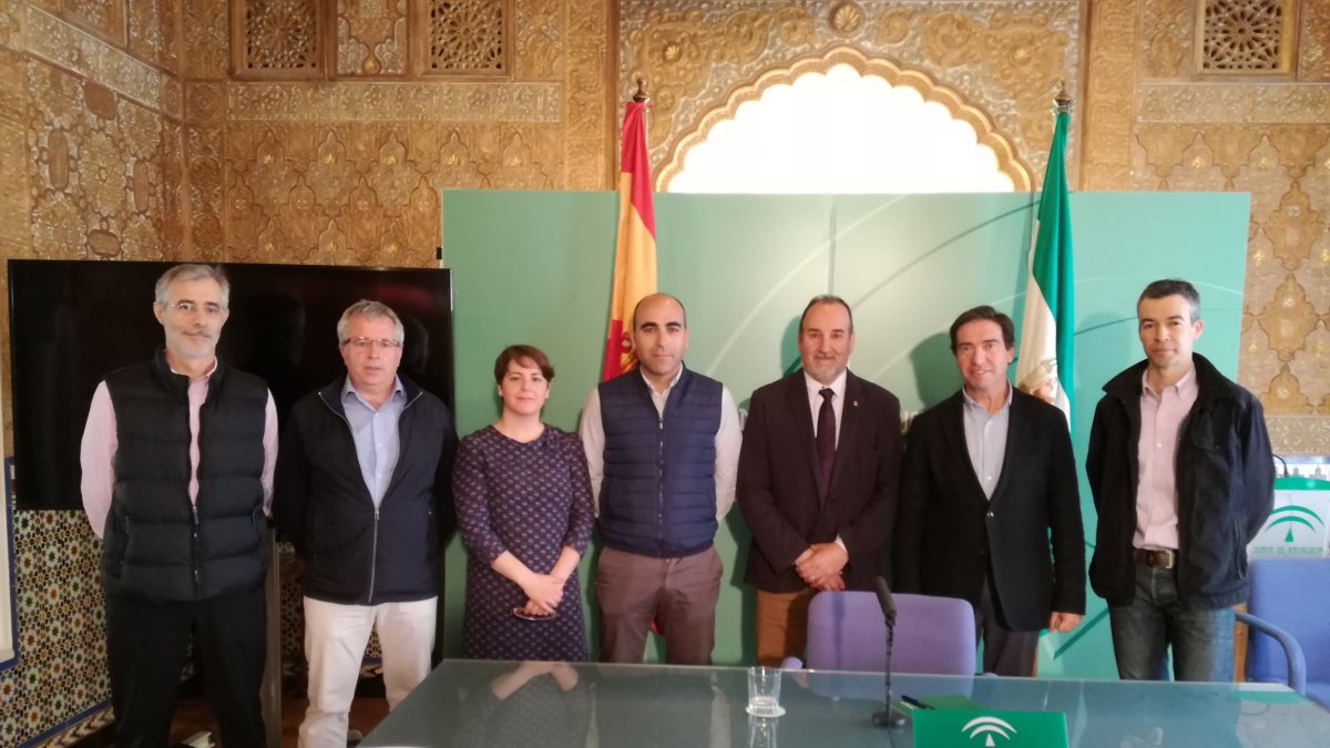 Los miembros de la delegación en la presentación del balance.
