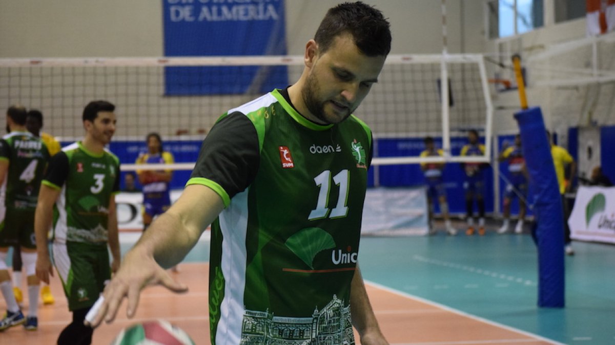 Mario Ferrera.