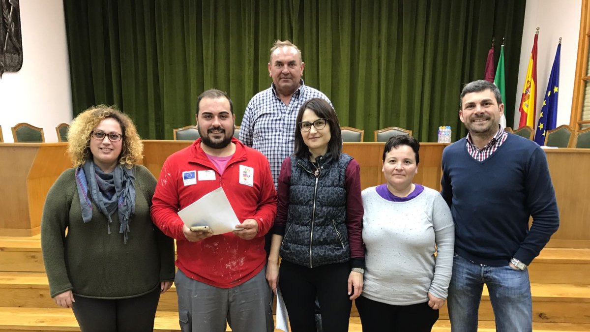 Reunión con los bares de la localidad en el ayuntamiento.