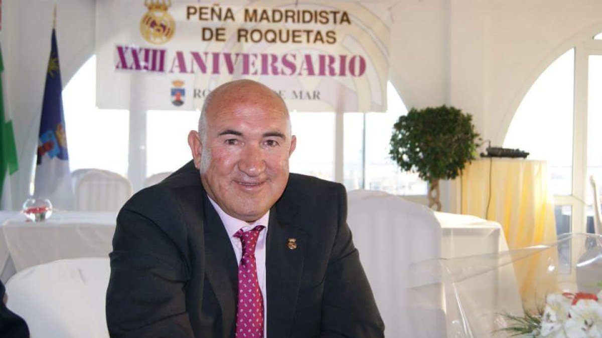 Emilio Rodríguez es el presidente de la Peña Madridista de Roquetas de Mar.