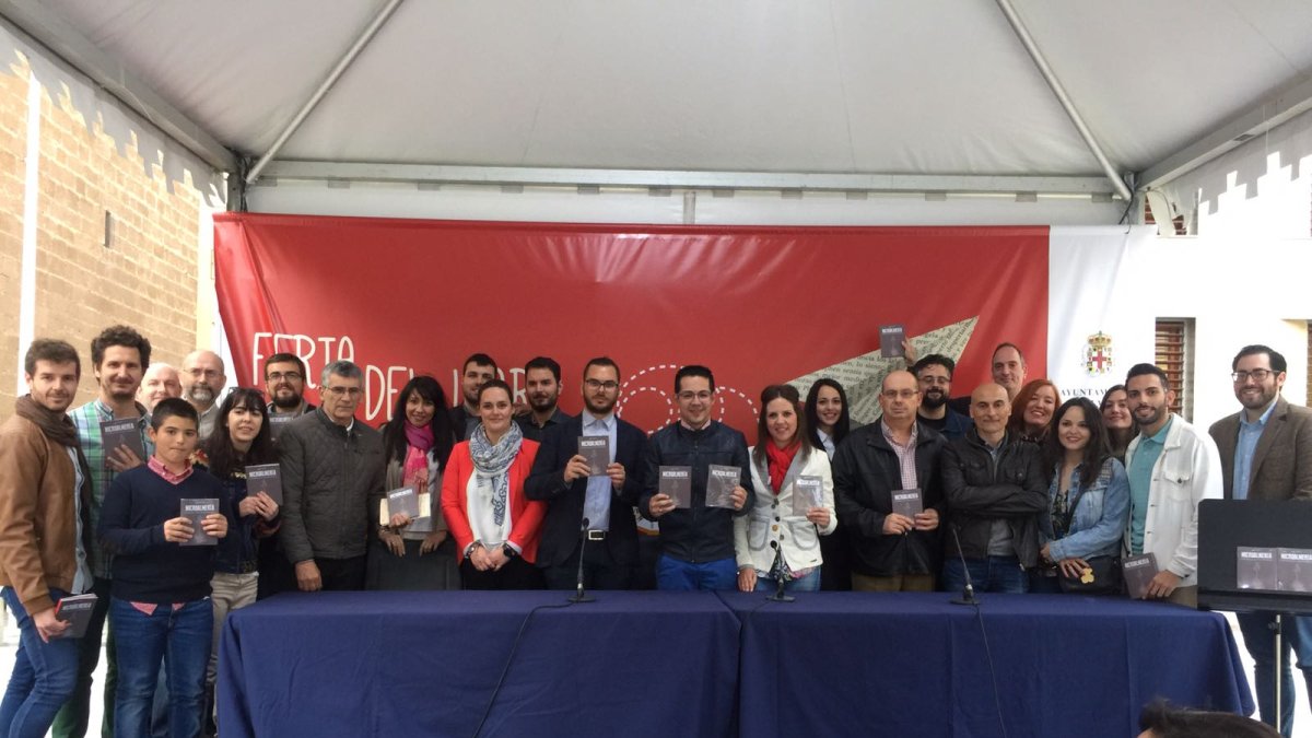 Presentación de la obra, ayer en la Plaza de la Catedral.