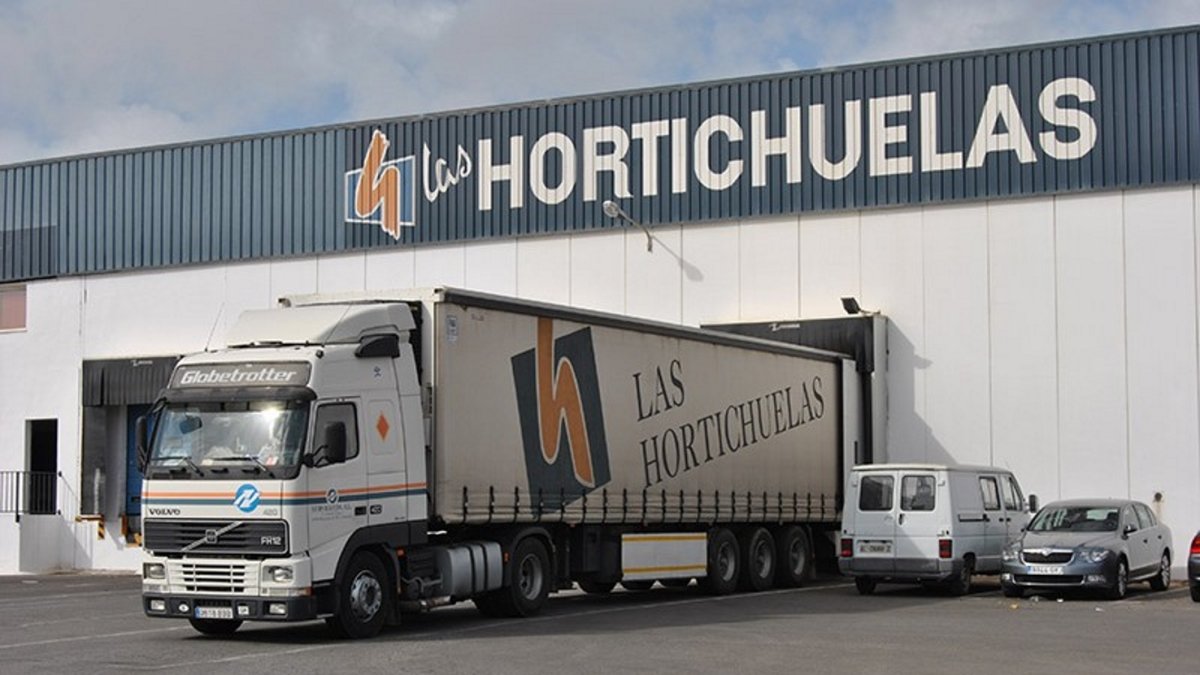 Instalaciones centrales de la SAT Las Hortichcuelas en el Parador de Las Hortichuelas, en Roquetas de Mar.