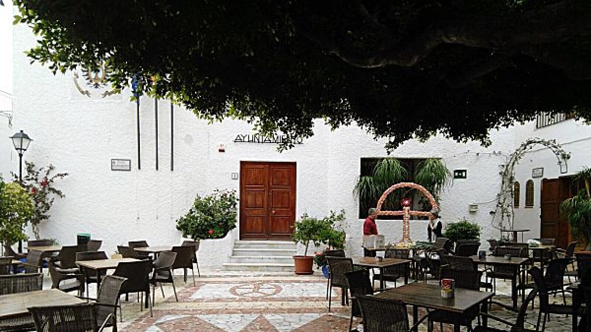 Los indalos han estado presentes todo el fin de semana en Mojácar.