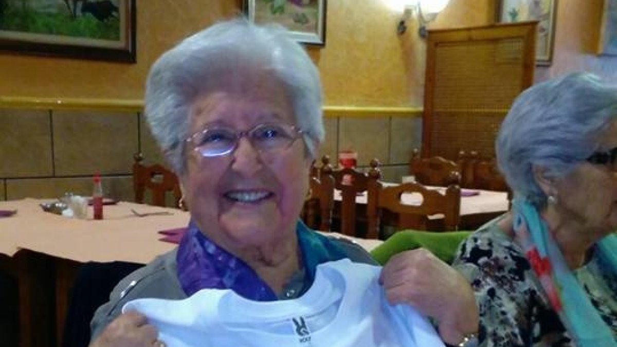 Lola Córdoba con su camiseta