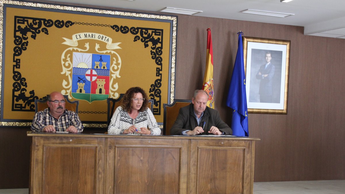 El Pleno de Garrucha ha aprobado abandonar la sociedad Galasa.