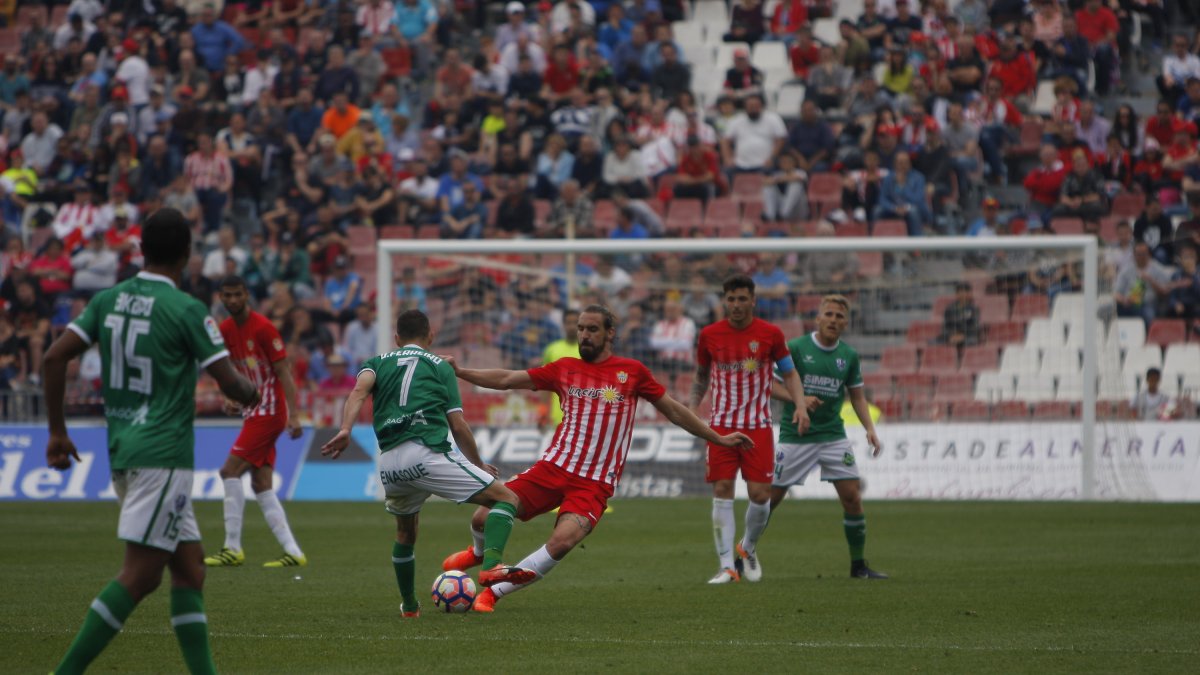 Borja es el nuevo líder en el centro del campo.