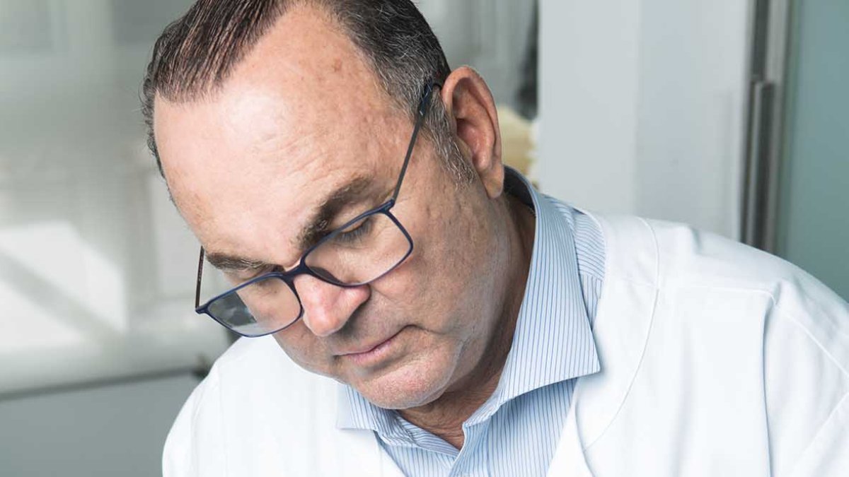 El Doctor Simón Dray se ha convertido en una referencia mundial en el campo de la Medicina Estética.