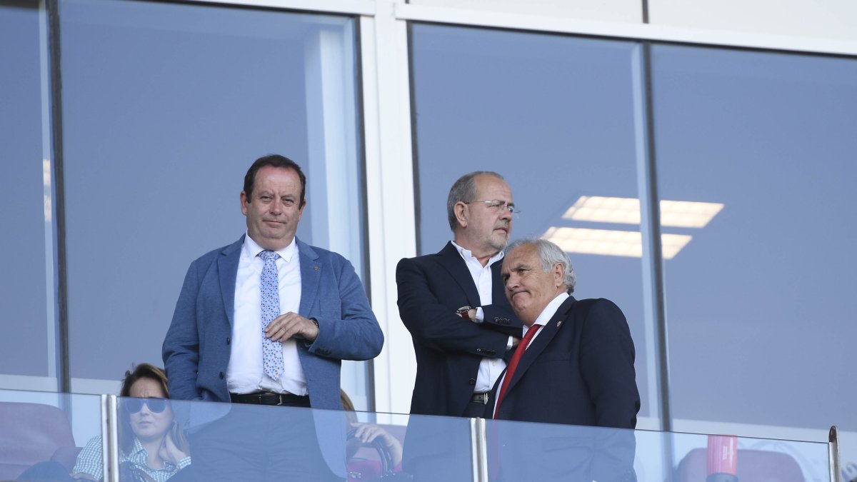 La cara de Alfonso García, un poema al final.