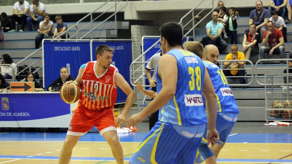 Los rojillos imponen su ley desde el comienzo.