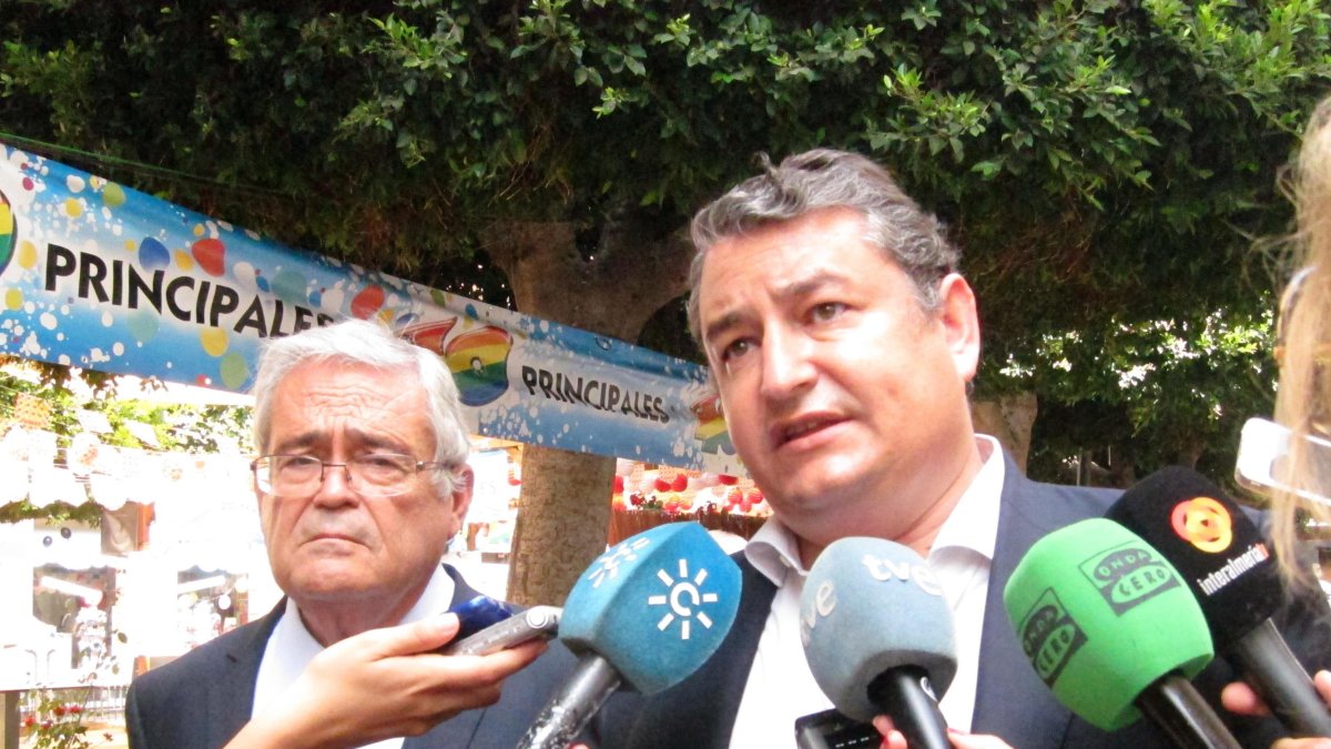 Antonio Sanz, delegado del Gobierno en Andalucía, en una de sus visitas a Almería.