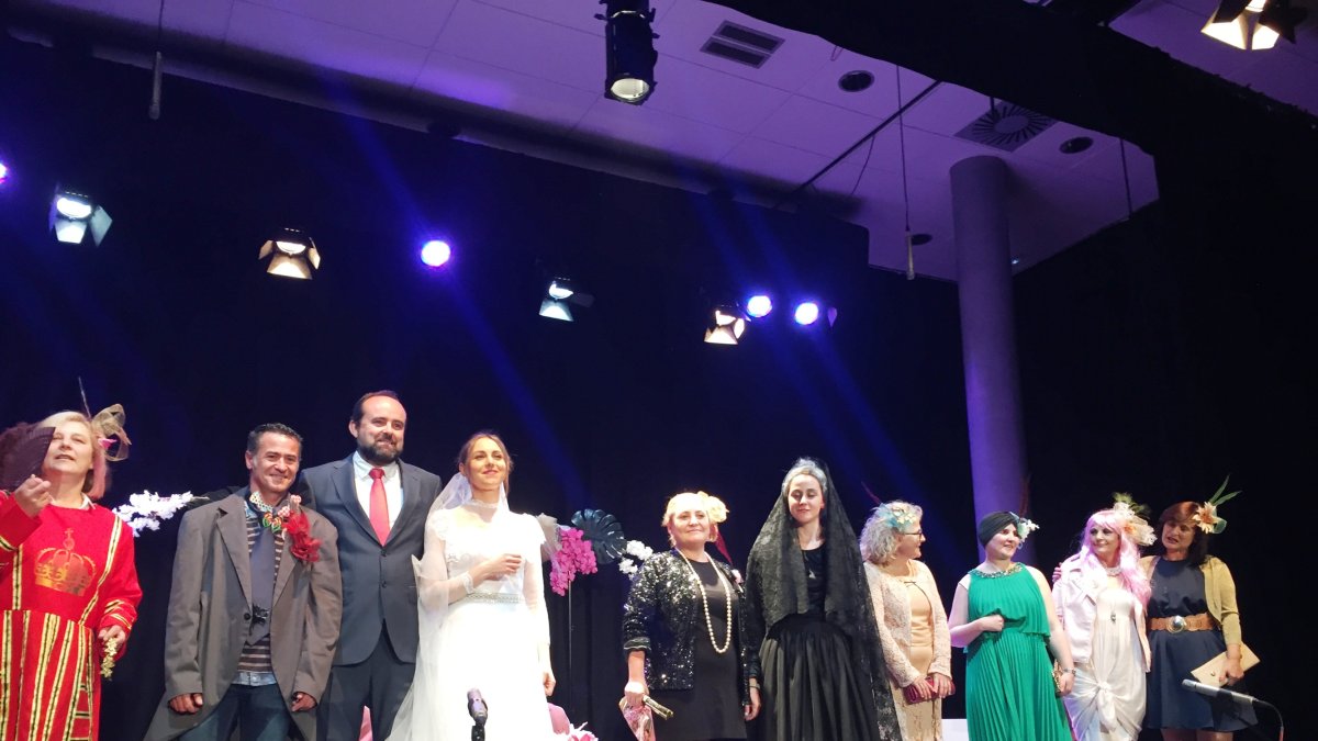 Uno de los grupos participantes en la 28ª Muestra de Teatro Aficionado de El Ejido.