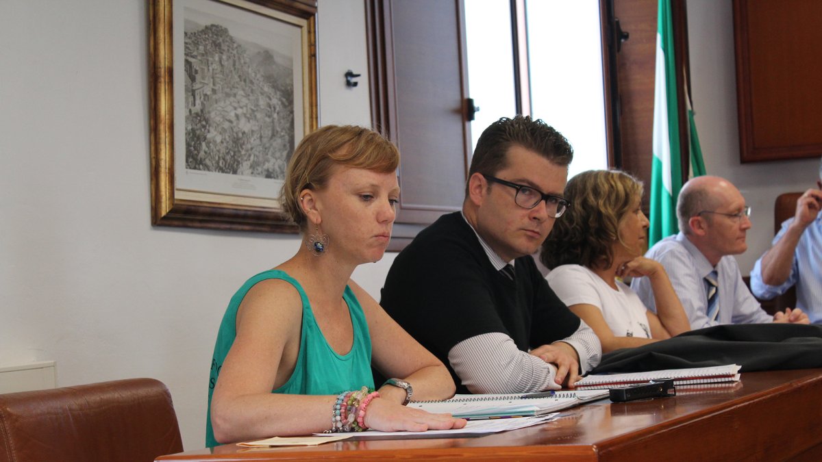 La edil de Somos Mojácar, Jessica Simpson, ha pedido la impugnación.