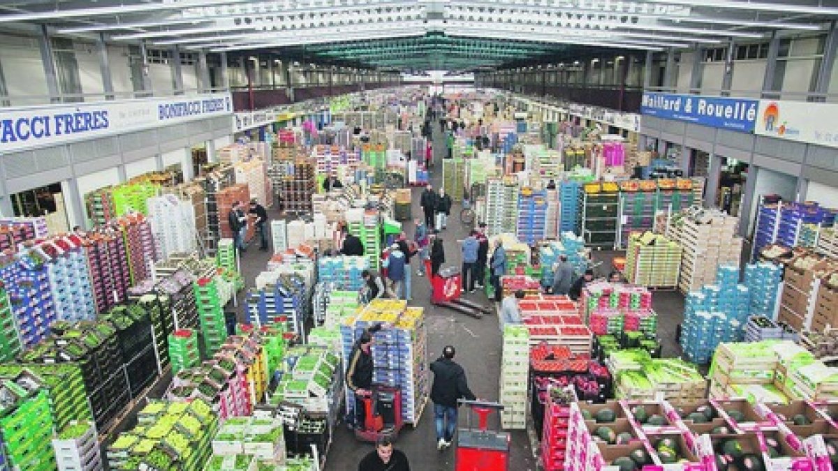 El mercado de Rungis (París), el mayor mercado mayorista de Francia.