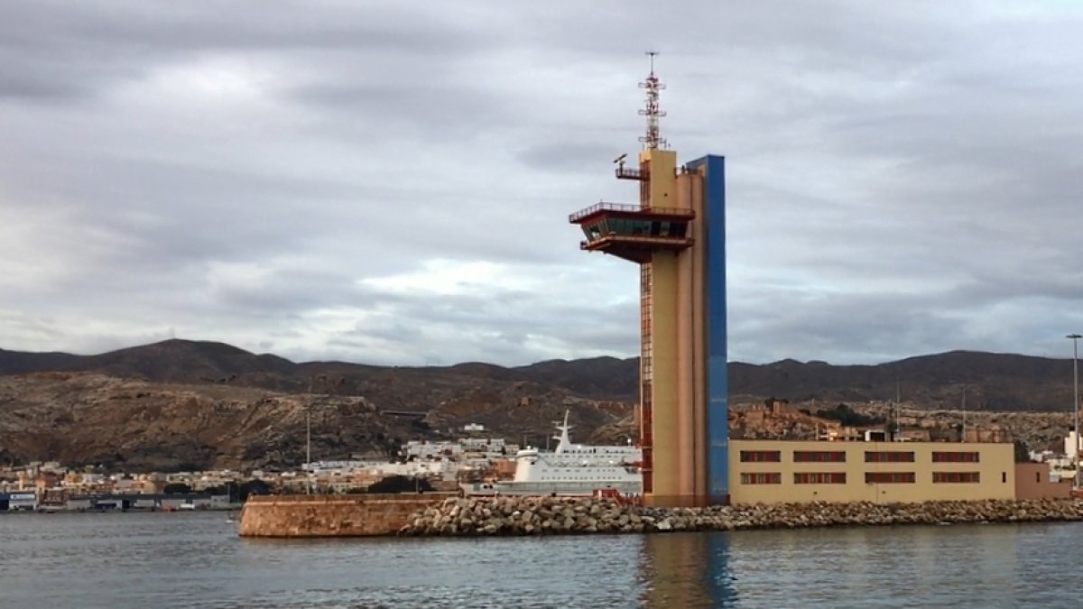 Acceso al Puerto de Almería