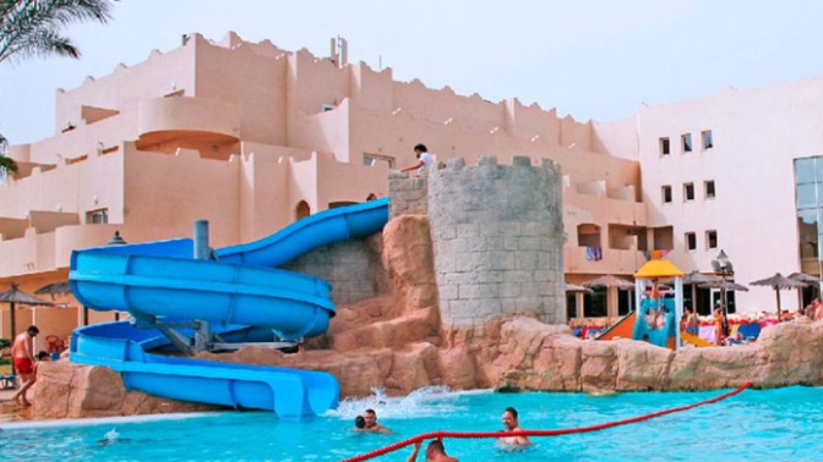 Zona de piscinas del Hotel Cabo de Gata
