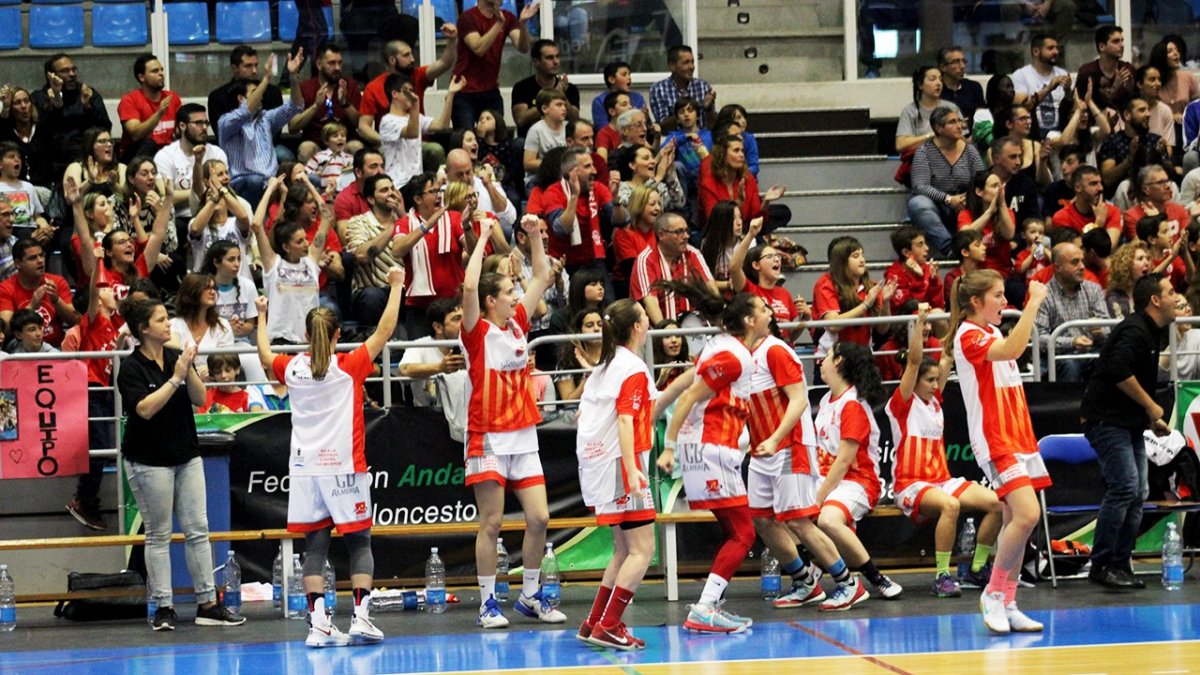 Las chicas del Syngenta quieren algo grande.