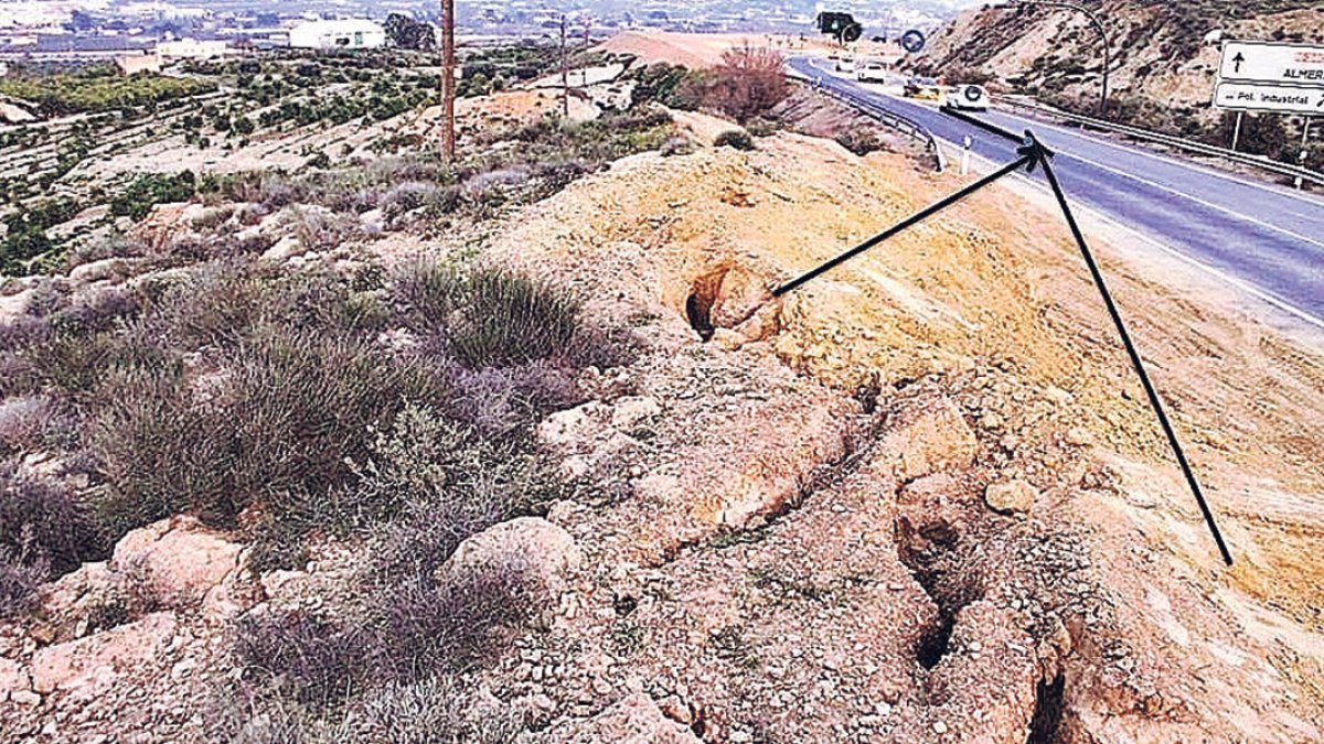 la tumba se encontraría en esta zona, según el informe del experto.