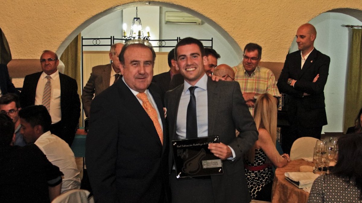 Premio para Javier san José López.