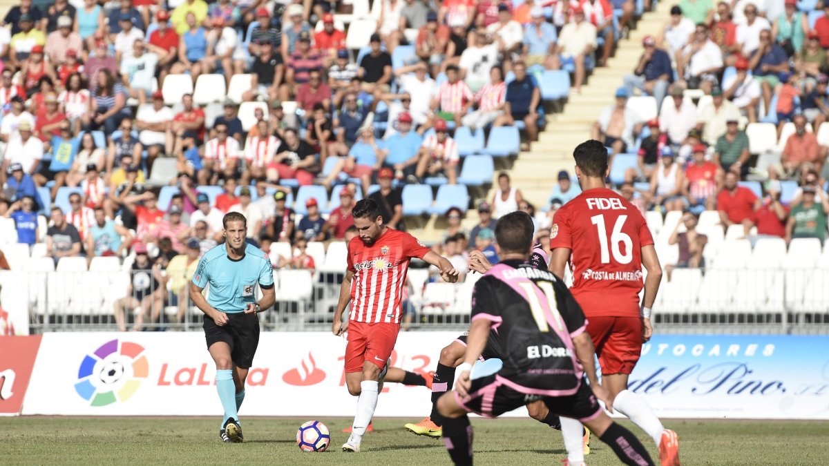 Alberola Rojas pitará su tercer partido esta temporada al Almería.