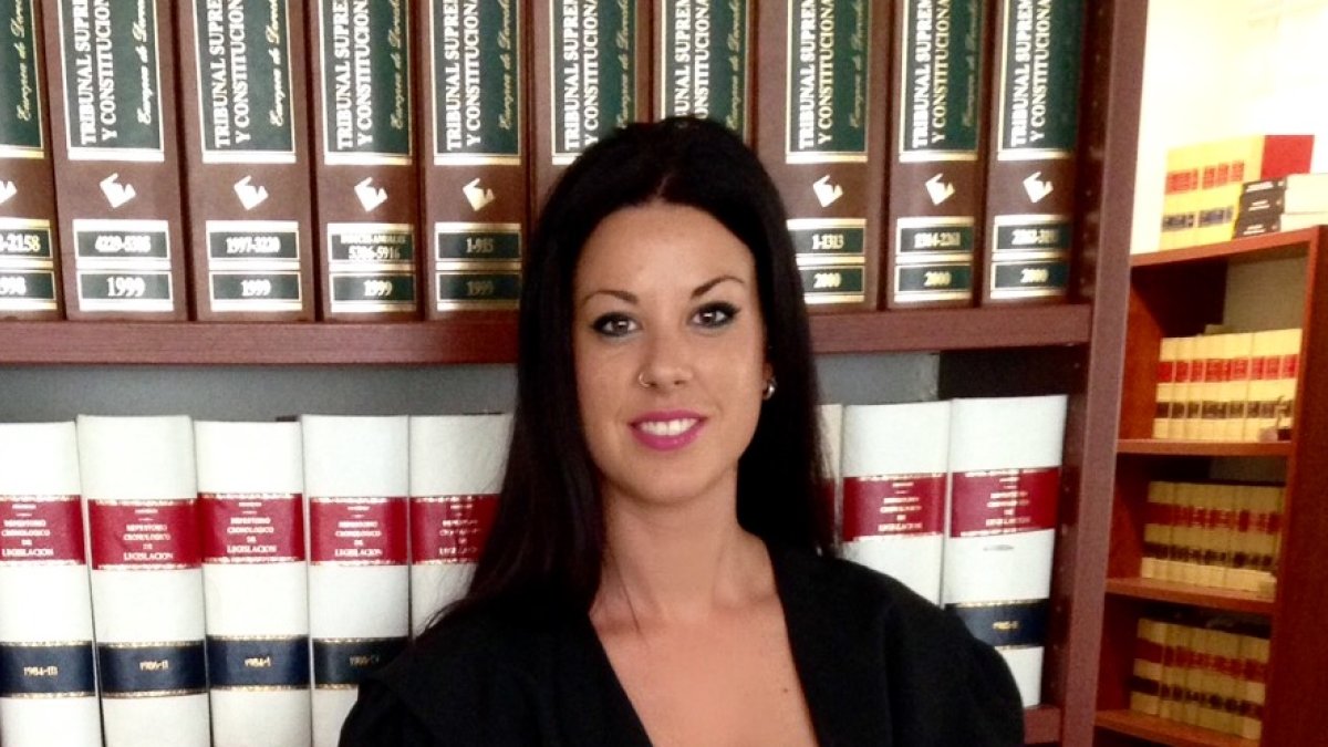 La abogada está especializada en derecho animal.