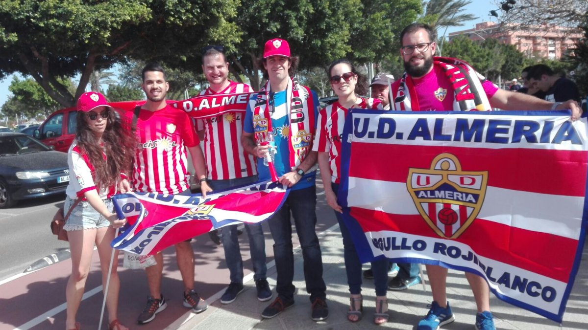 Aficionados del Almería.