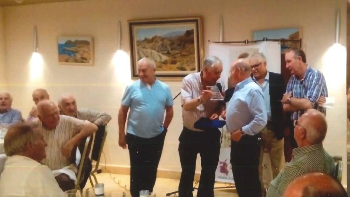 La entrega de premios tras una fiesta inolvidable.